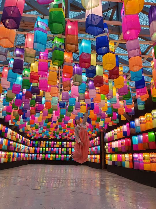 magazine detail image