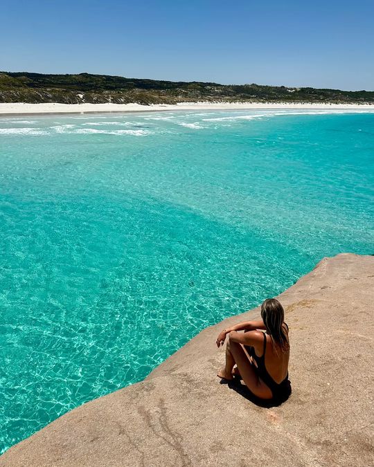 magazine detail image