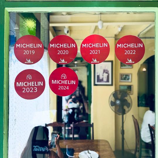 magazine detail image