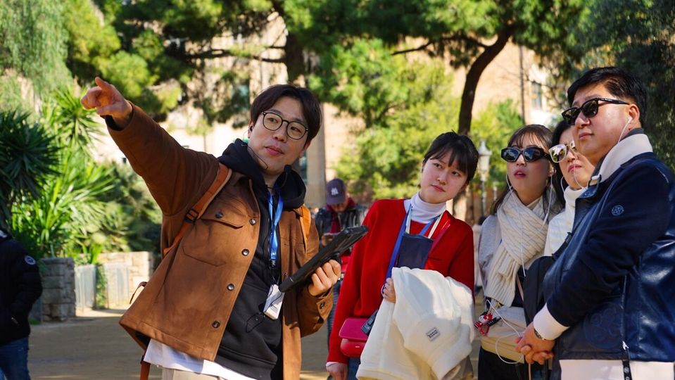 magazine detail image