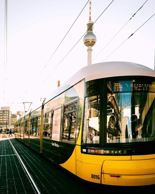 magazine detail image