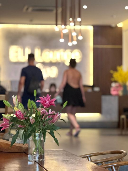 magazine detail image