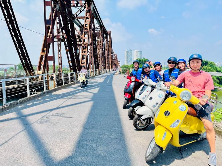 magazine detail image