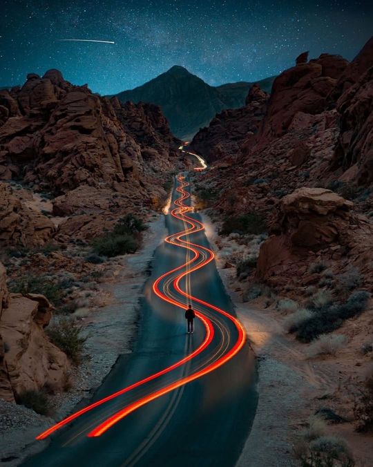 magazine detail image