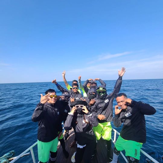 magazine detail image