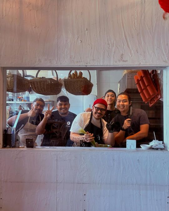 magazine detail image