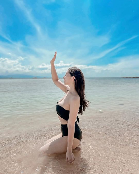 magazine detail image