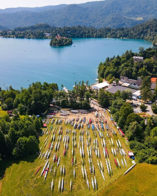 magazine detail image