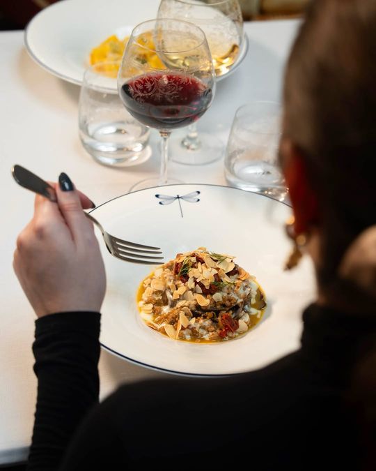 magazine detail image