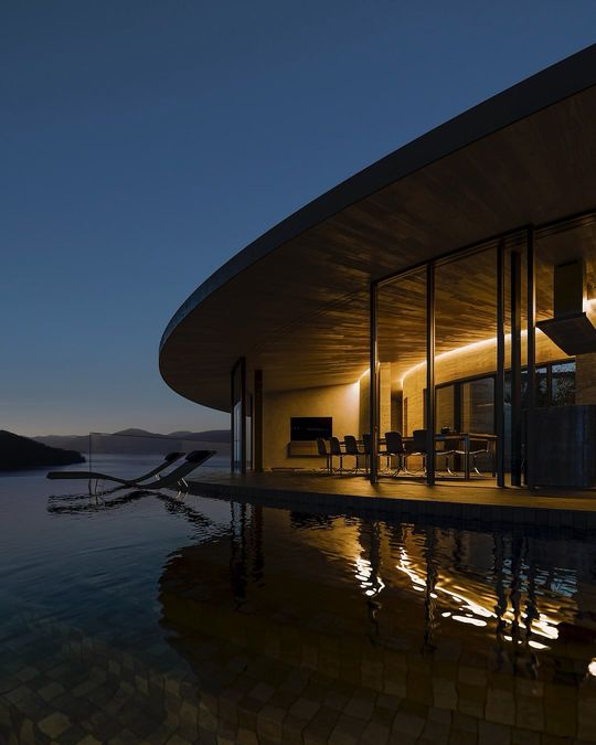 magazine detail image