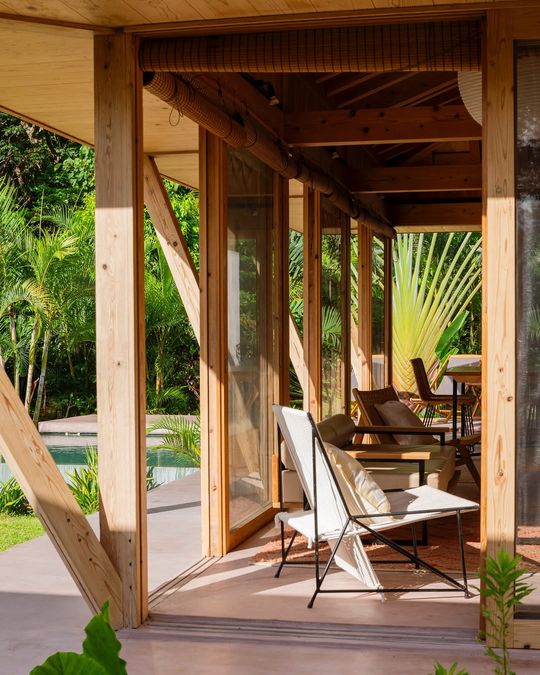 magazine detail image