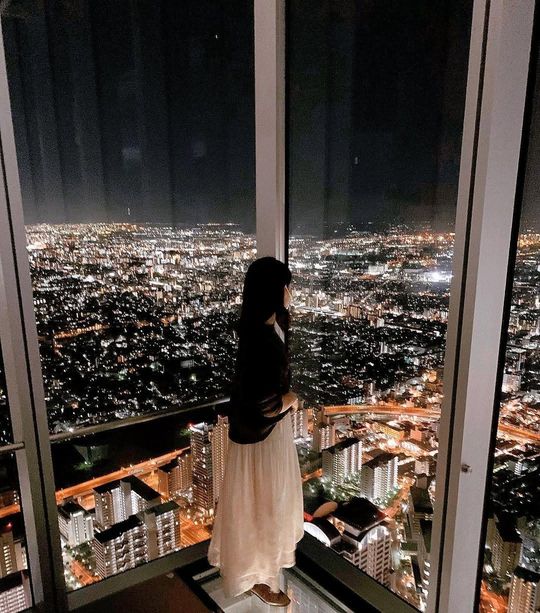 magazine detail image