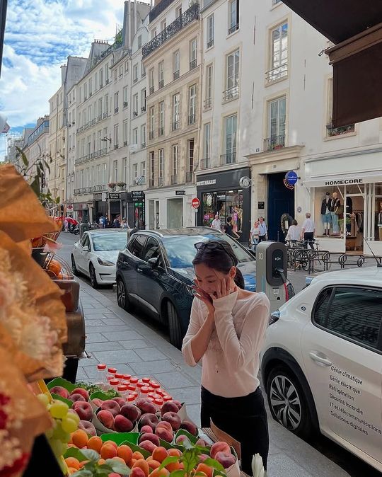 magazine detail image