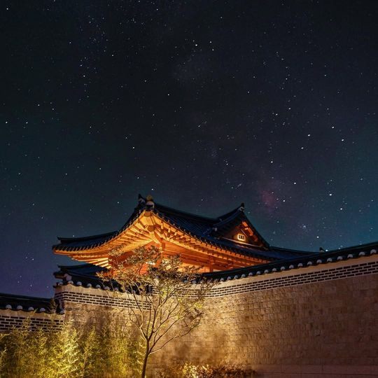 magazine detail image