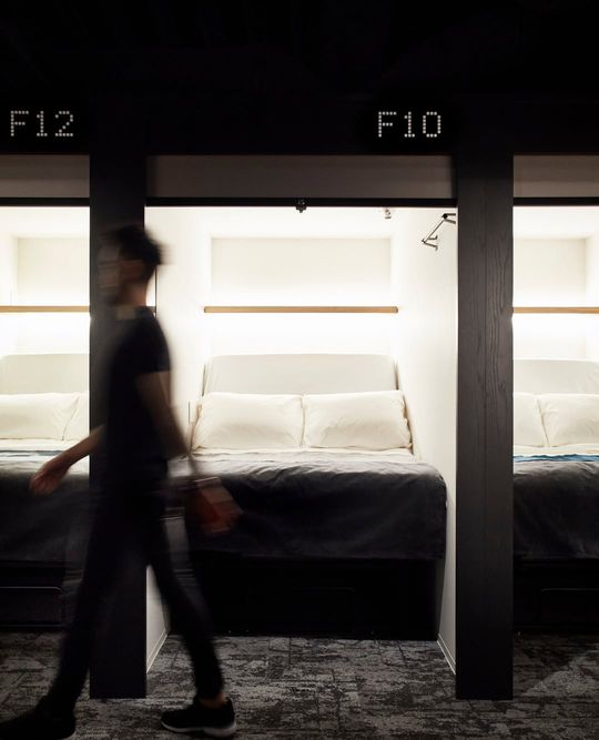 magazine detail image