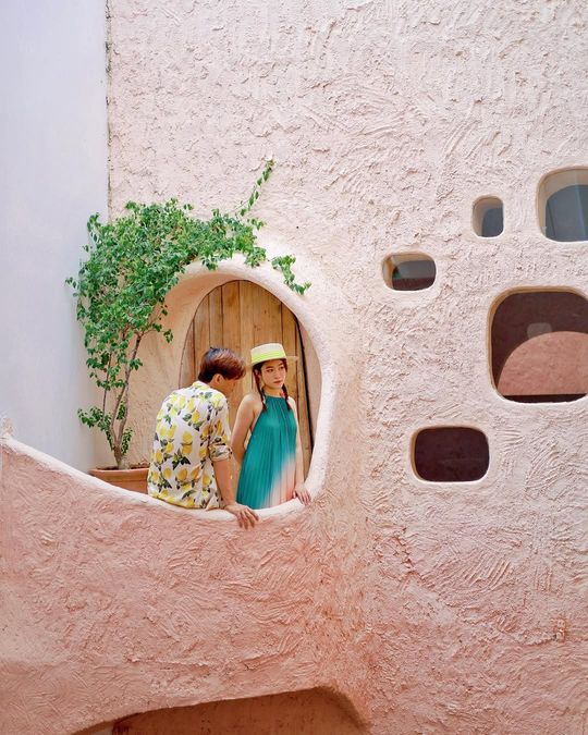 magazine detail image