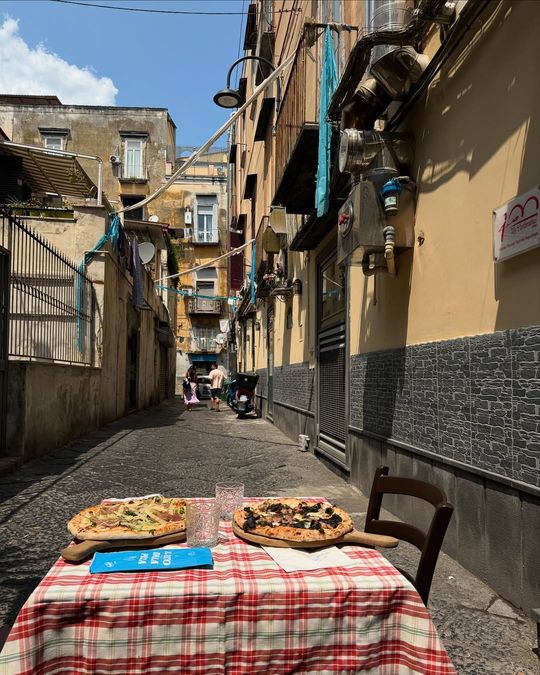 magazine detail image