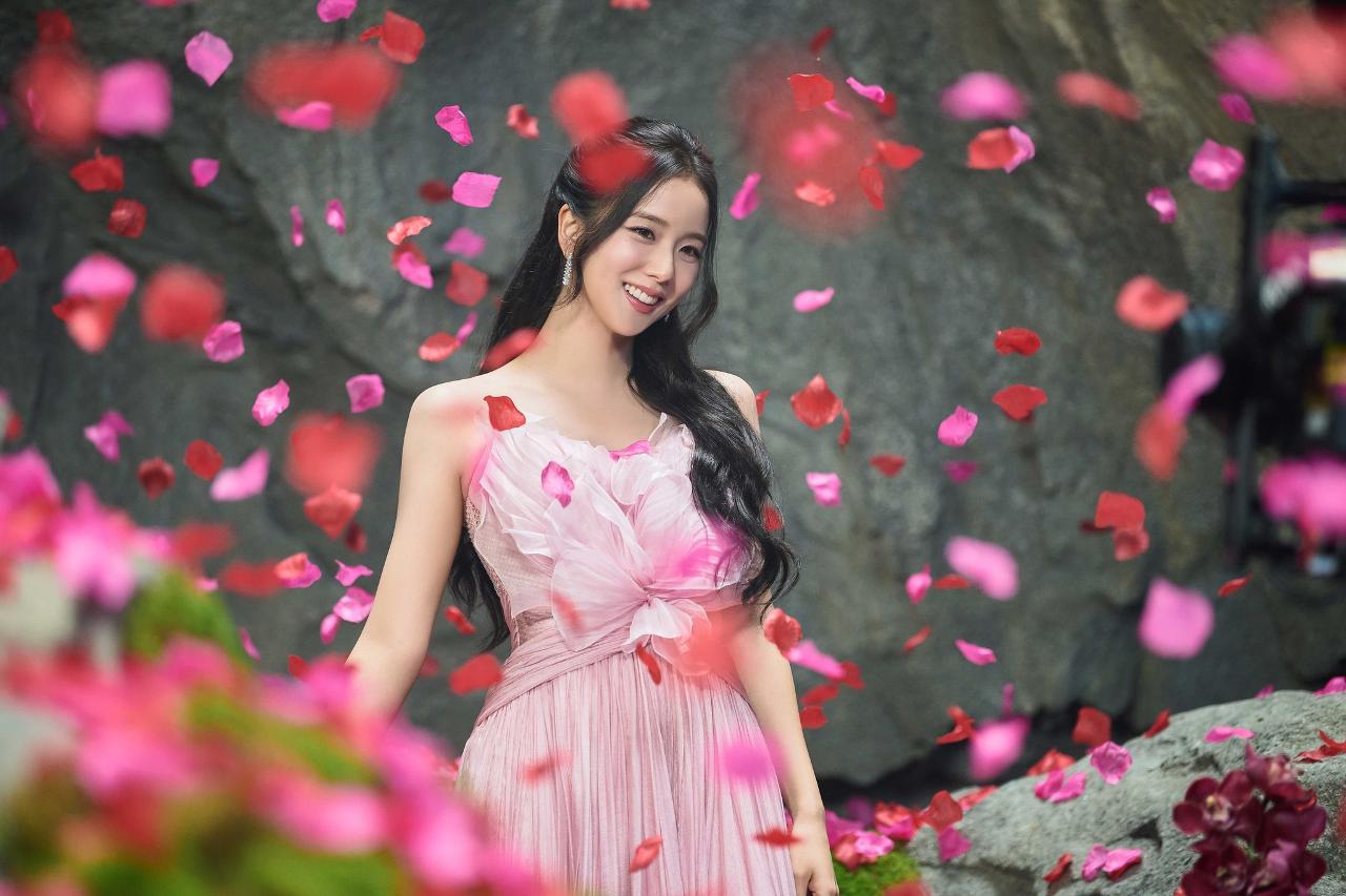 Explore Mandai Wildlife Reserve with BLACKPINK Jisoo's 'Your Love'