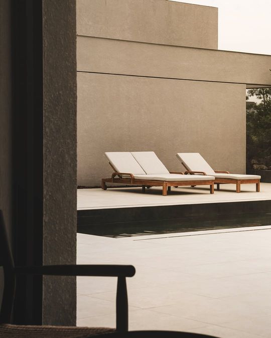 magazine detail image