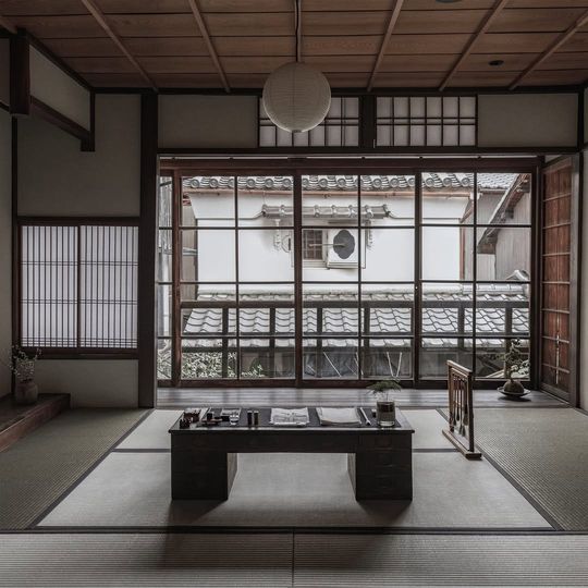 magazine detail image