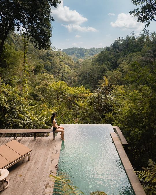 magazine detail image