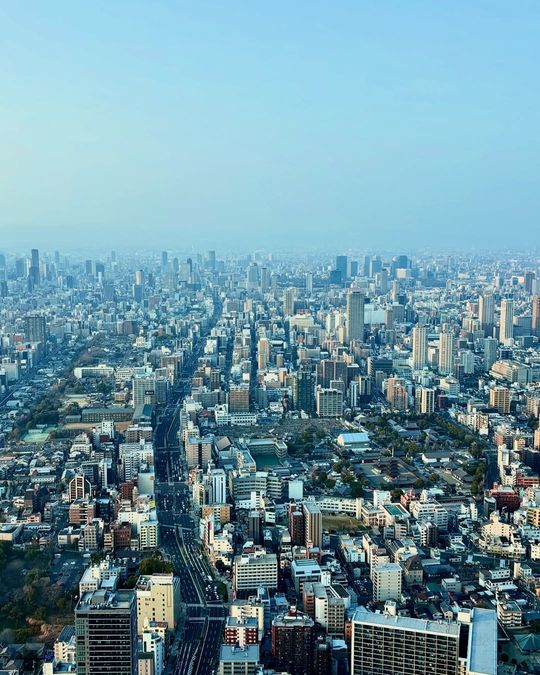 magazine detail image