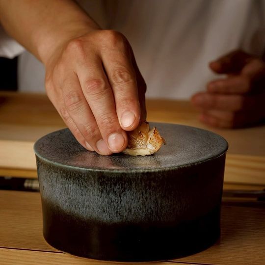 magazine detail image