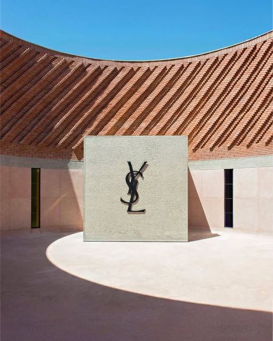 magazine detail image