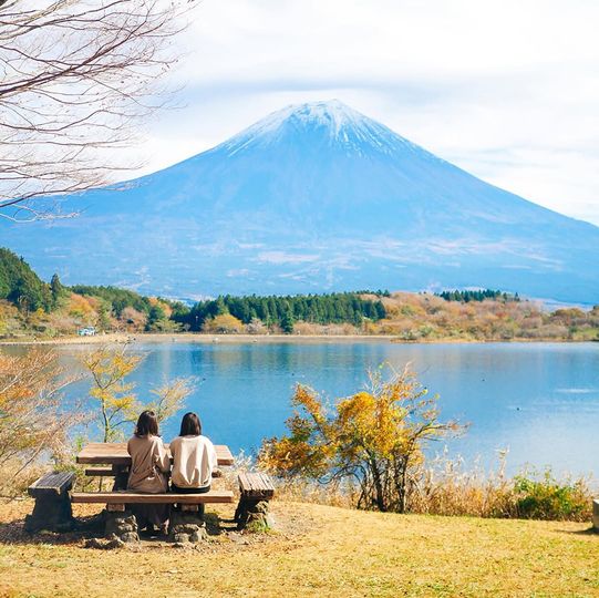 magazine detail image