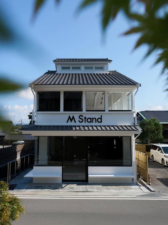 magazine detail image