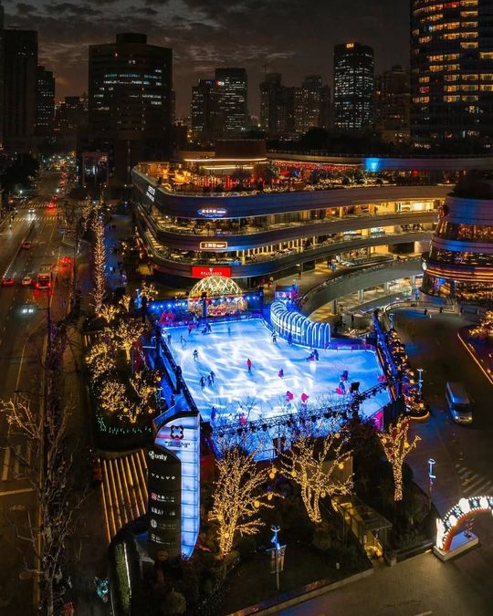 magazine detail image