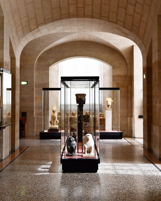 magazine detail image