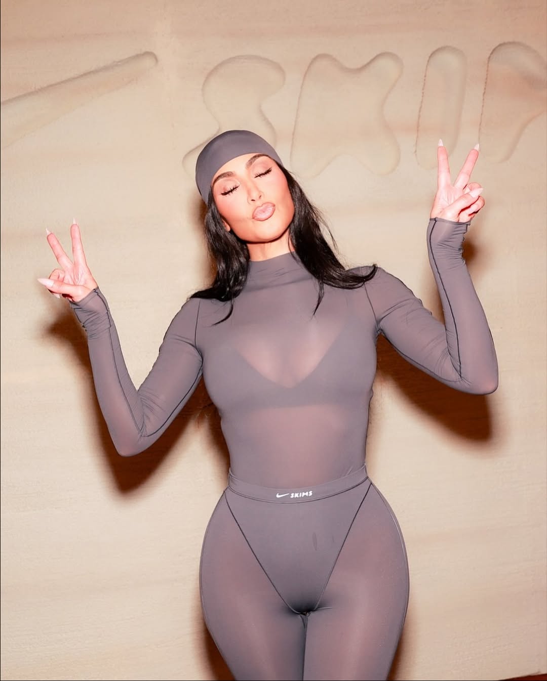 magazine detail image