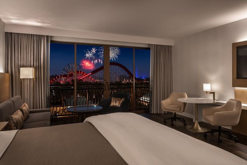 magazine detail image