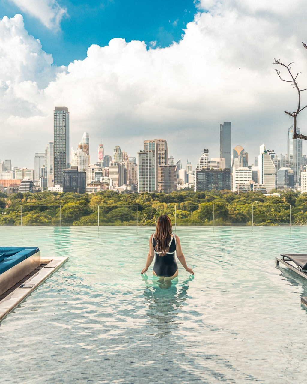Bangkok Budget Infinity Pool Accommodation: SO Sofitel Bangkok