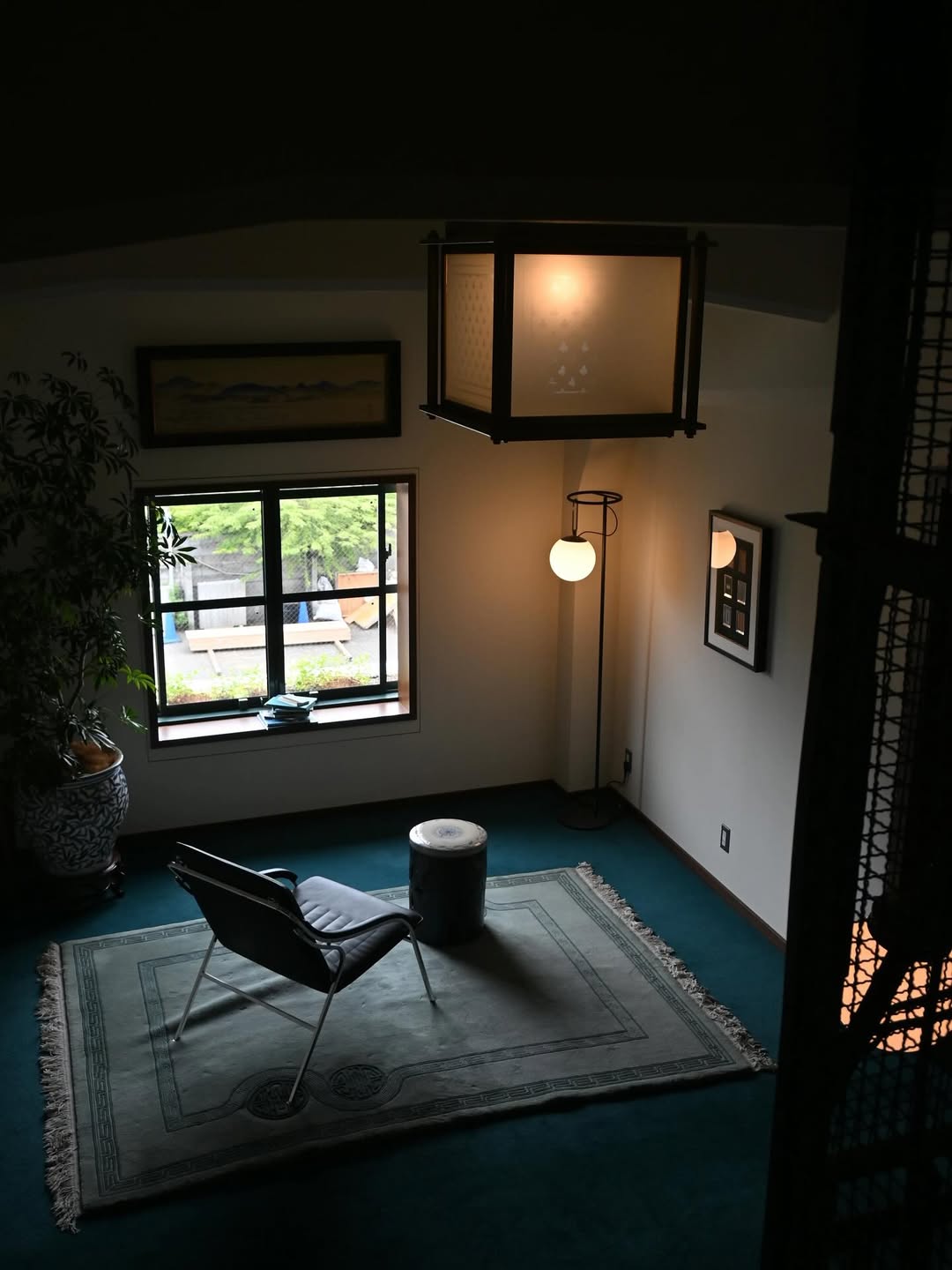 magazine detail image