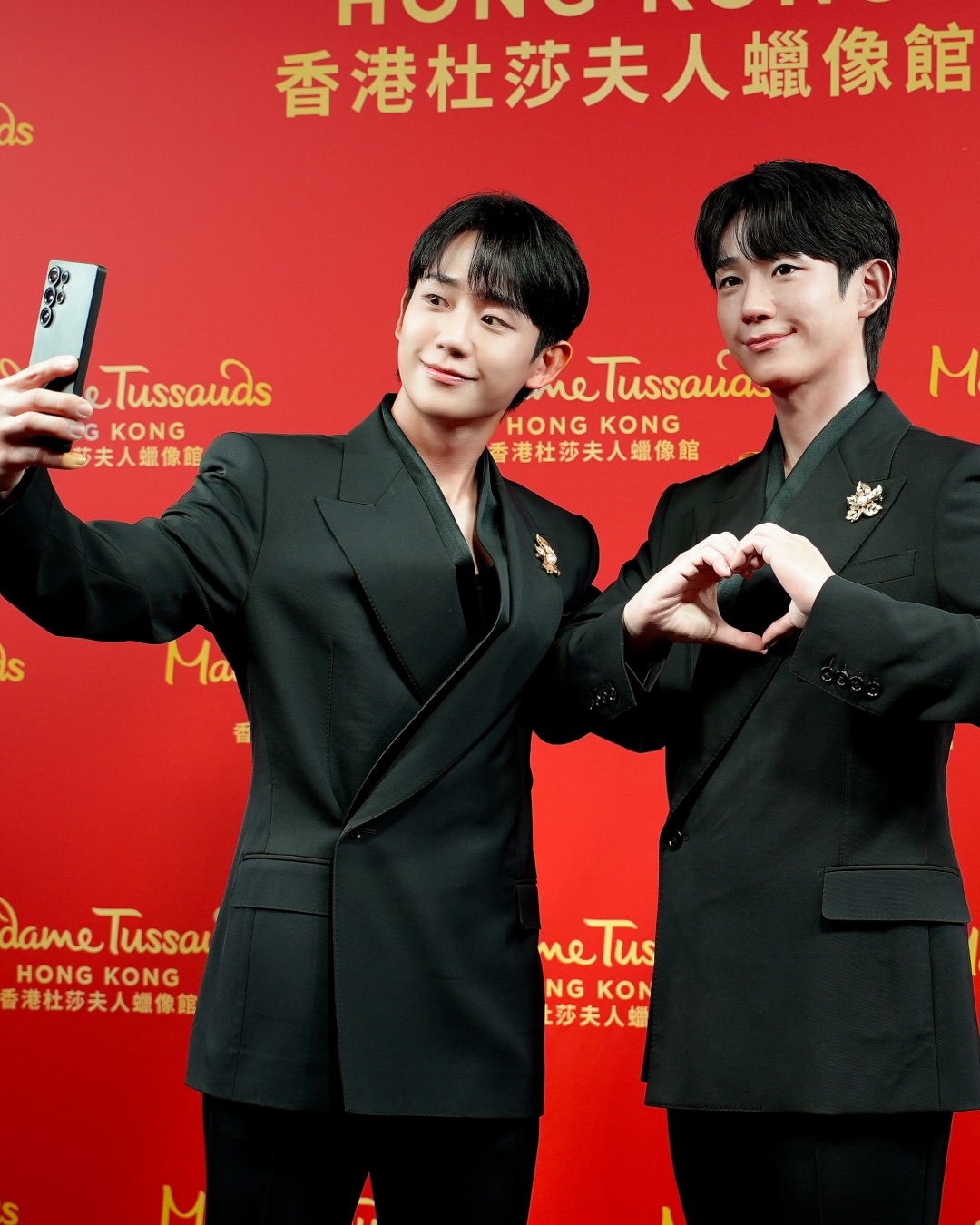 magazine detail image