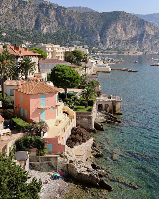 magazine detail image