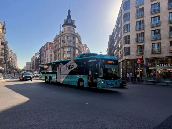 magazine detail image