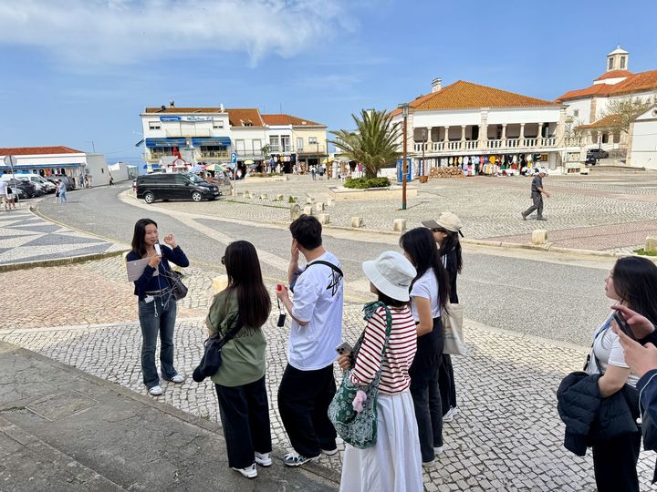 magazine detail image