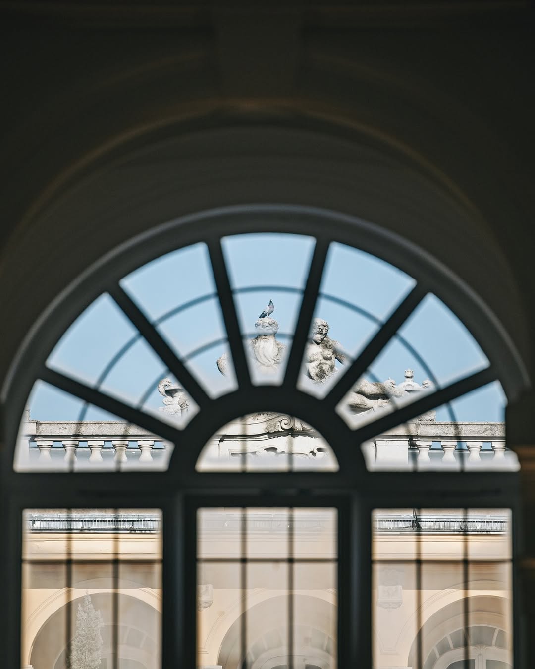 magazine detail image