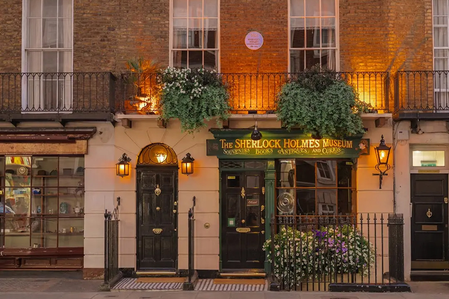 magazine detail image