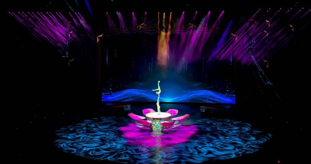 magazine detail image