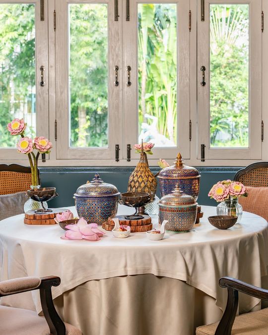 magazine detail image