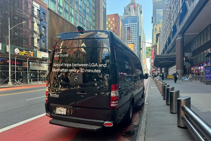 magazine detail image