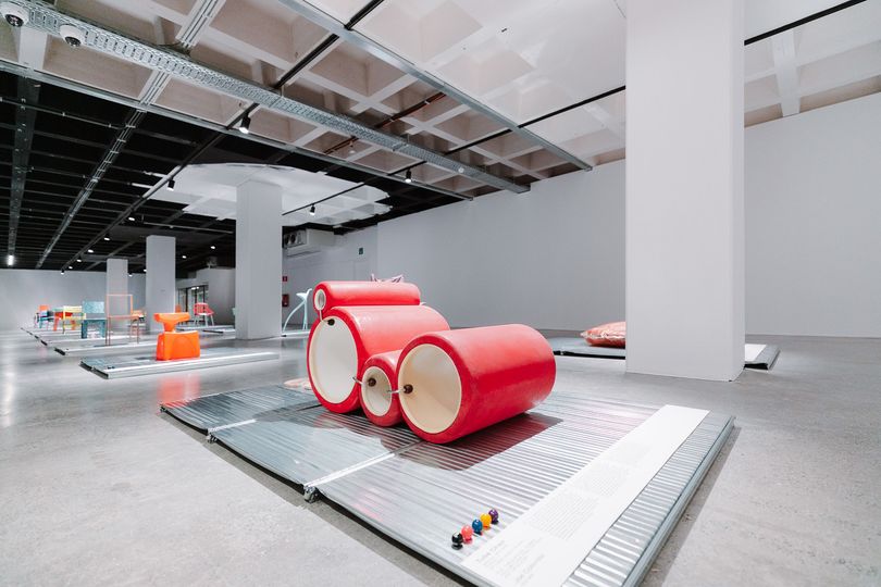 magazine detail image