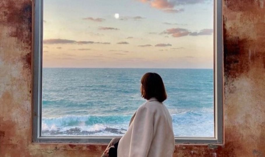 magazine detail image