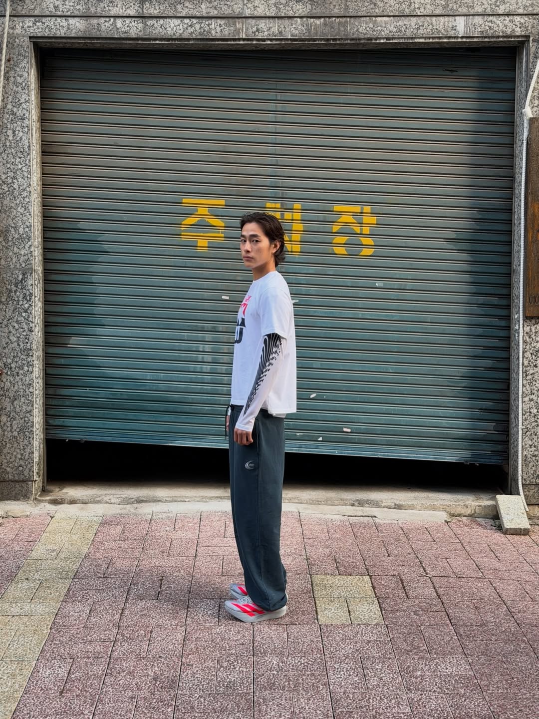 magazine detail image