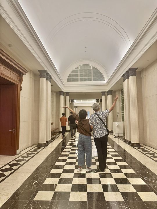 magazine detail image