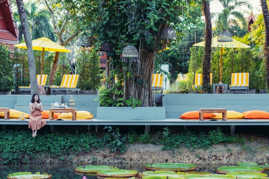 magazine detail image